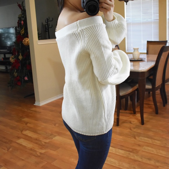 🏷 SALE - Off The Shoulder Ivory White Sweater - Picture 5 of 5